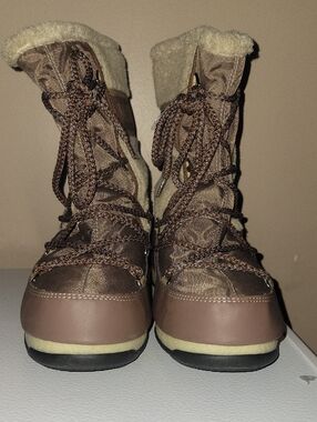 Women’s Moon Boots Brown Winter Lace-Up Ankle Boots - Faux Fur Trim AUTHENTIC